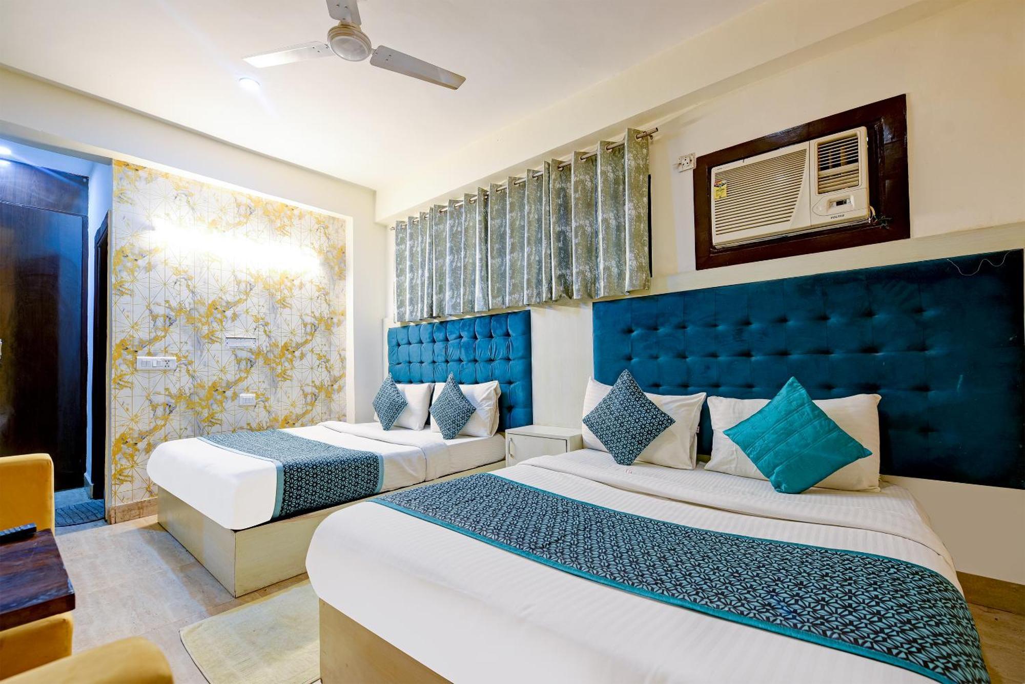 Hotel Skywood At Airport Neu-Delhi Exterior foto