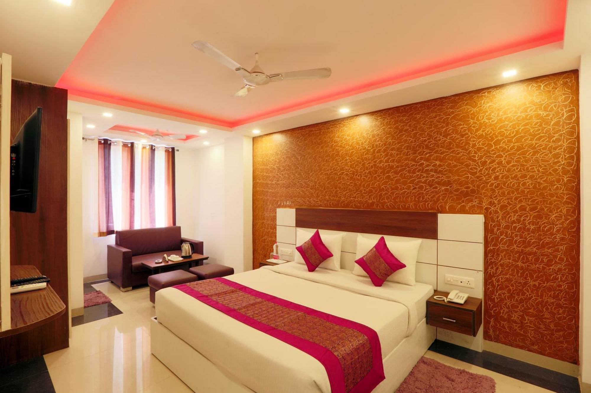 Hotel Skywood At Airport Neu-Delhi Exterior foto